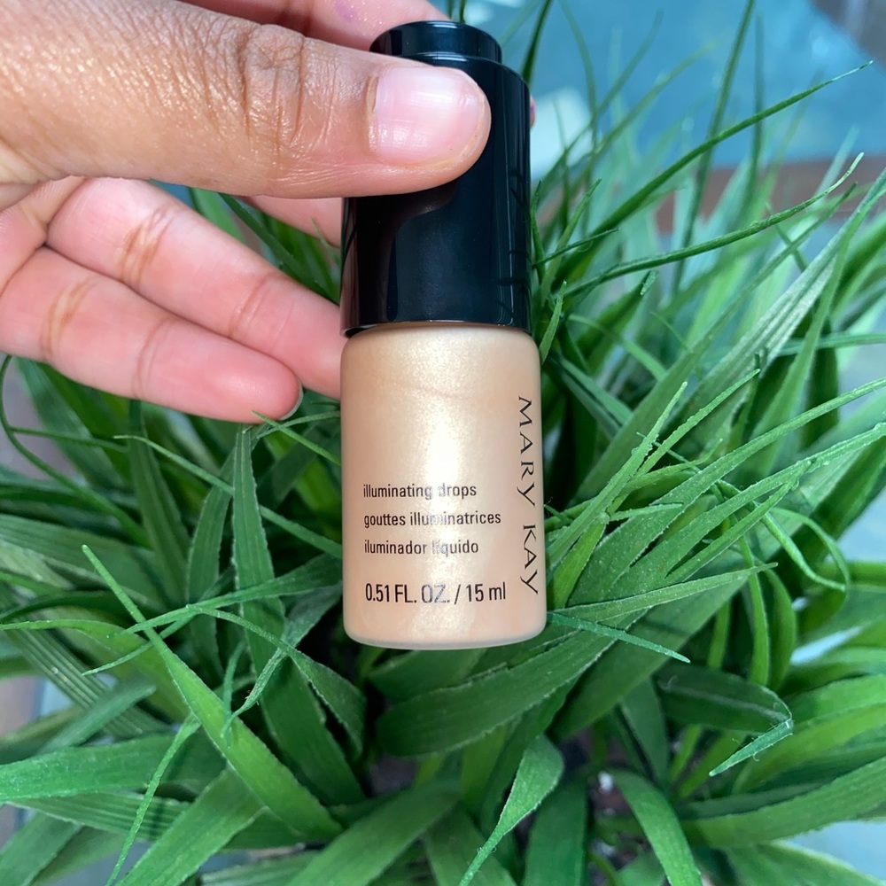 Mary Kay illuminating drops